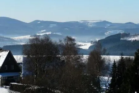 Gemuetliche Nichtraucherwohnung Direkt Am Wald アパート